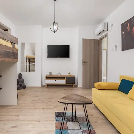 Apartment Lena *